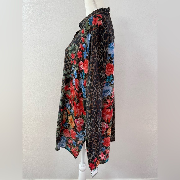 JOHN MARK Multicolor Animal Floral Button Tunic Blouse Rayón Nylon Long Sleeve - Picture 4 of 9